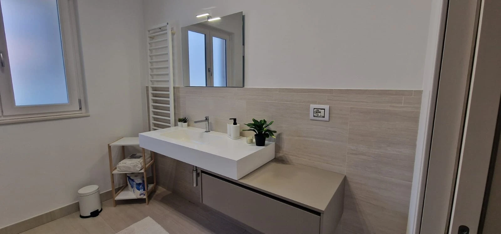 Am Acitrezza House-1