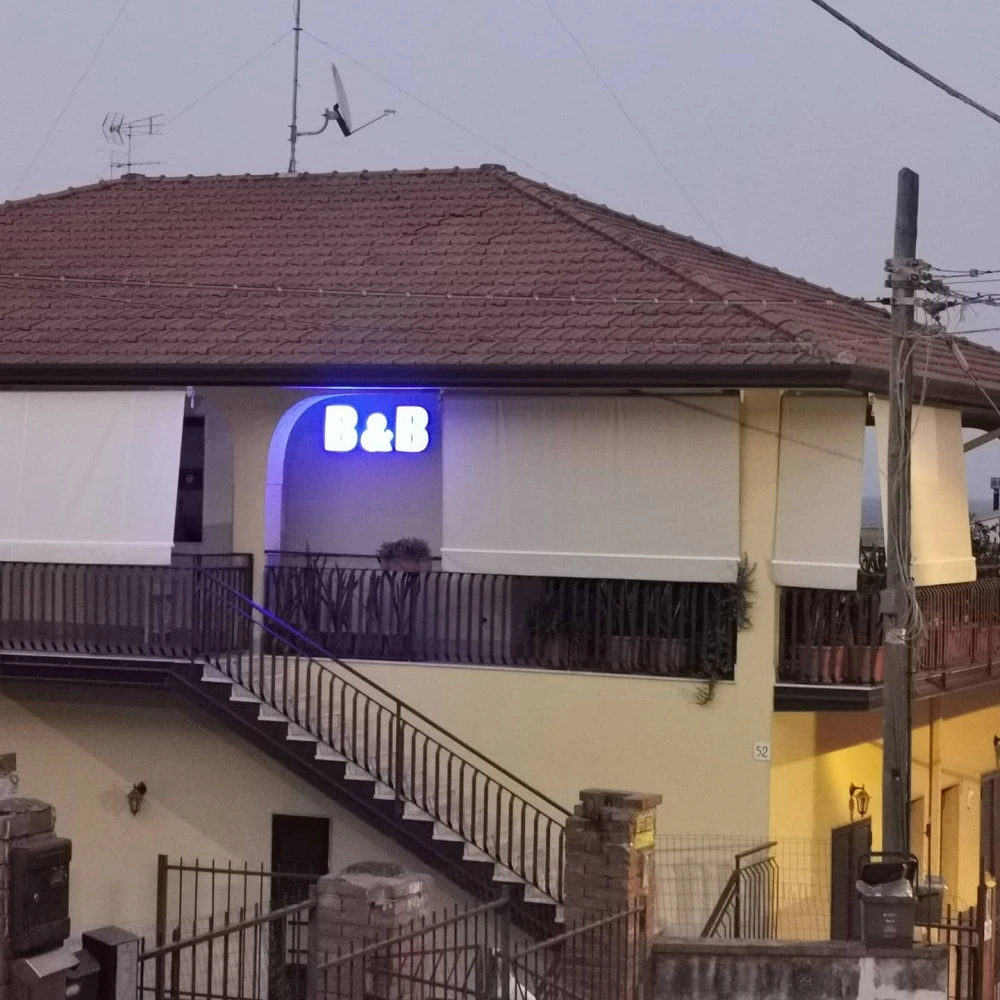 B&b:  Cesare's  Guests Acitrezza-1 