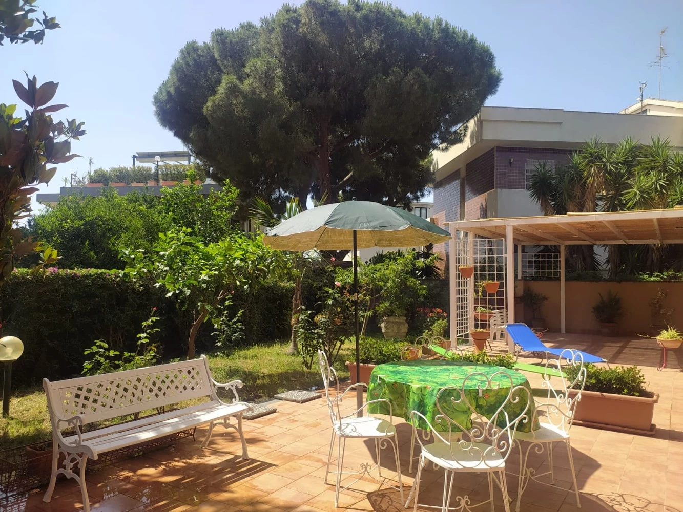 Il Giardino Sulla Scogliera-1