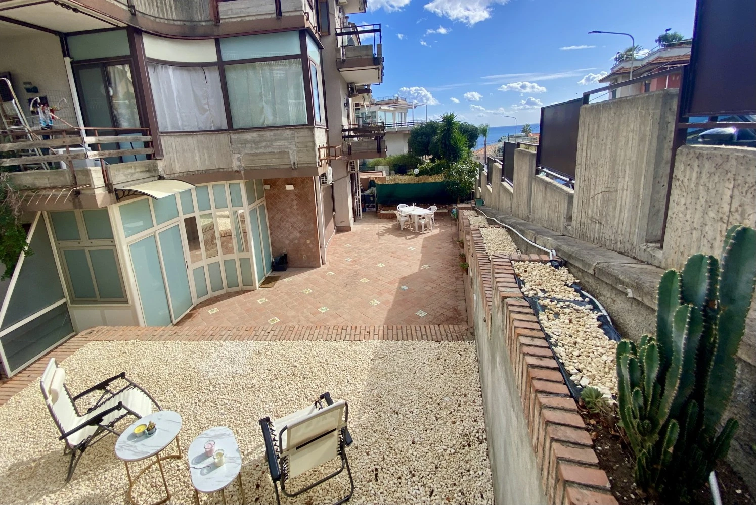 Sara Casa Acitrezza-1