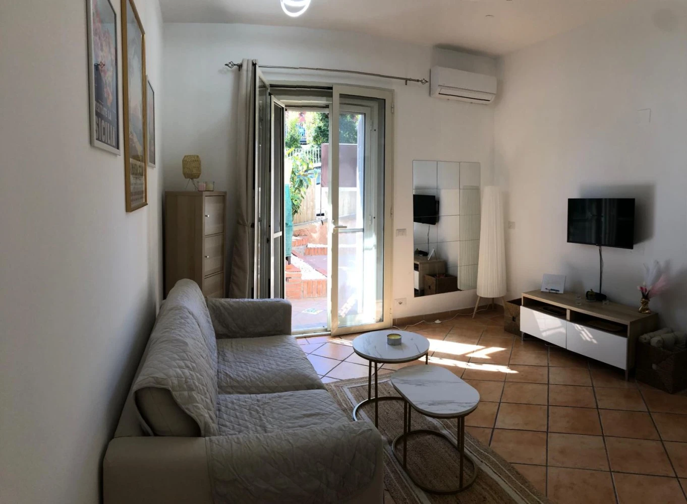 Sara Casa Acitrezza-2