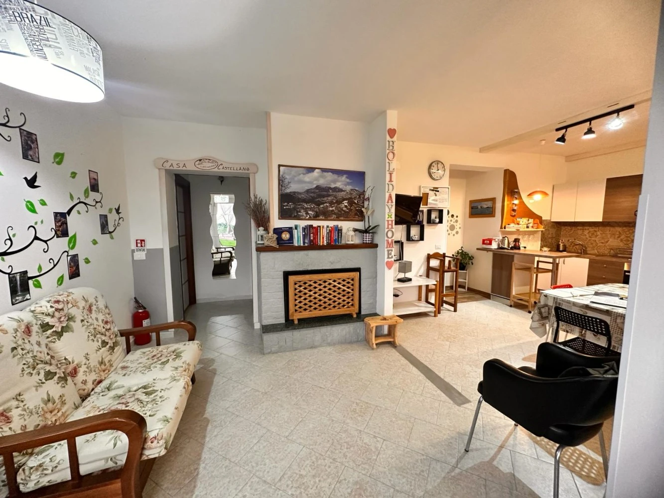 Castellano Holiday House-5