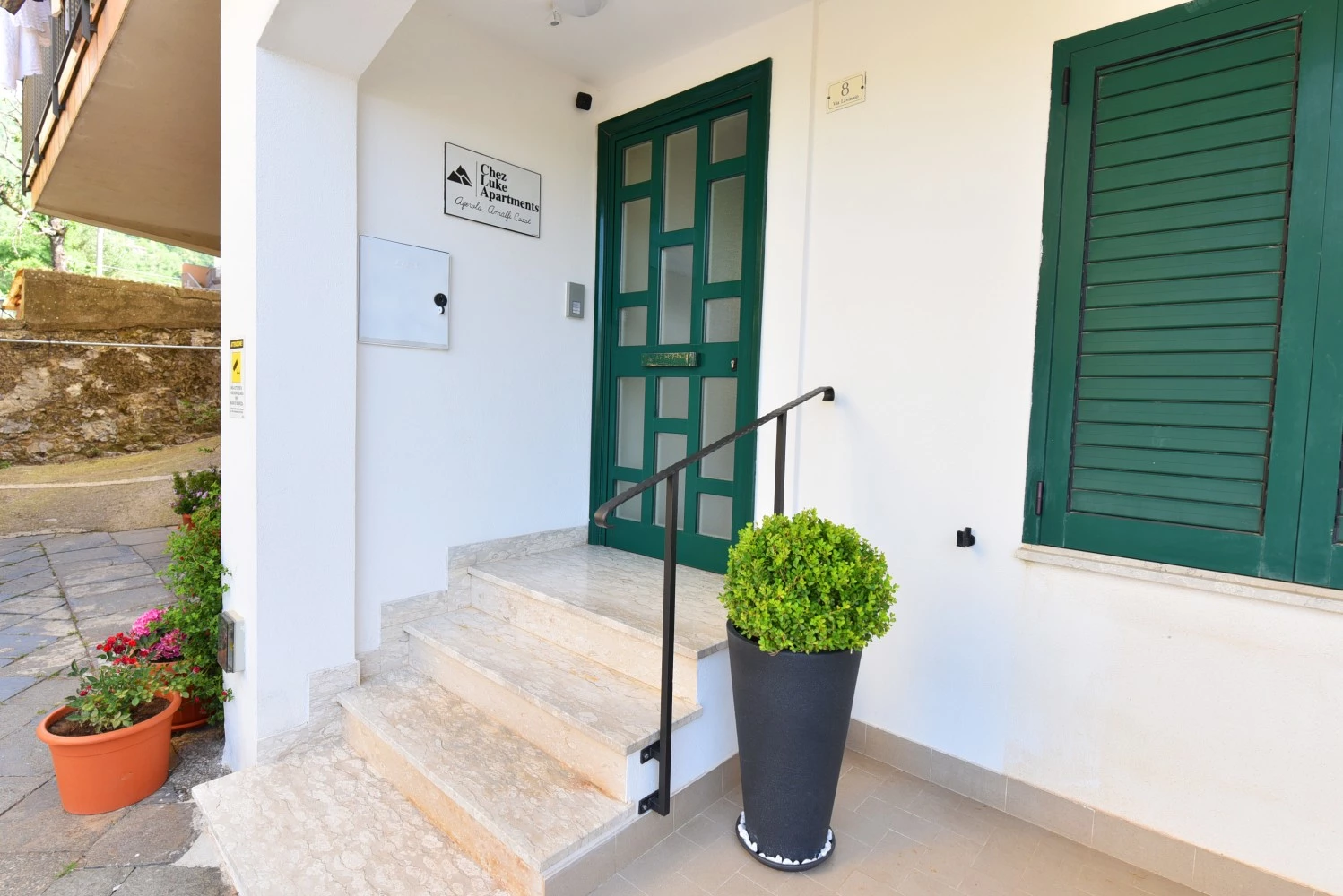 Chez Luke Apartments-3