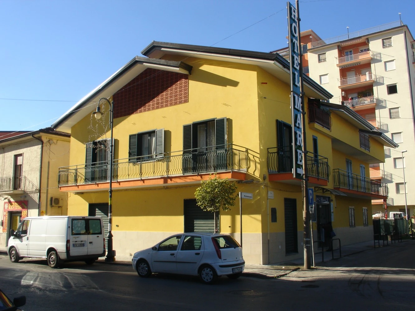 Soliris Apartments - Iris-2