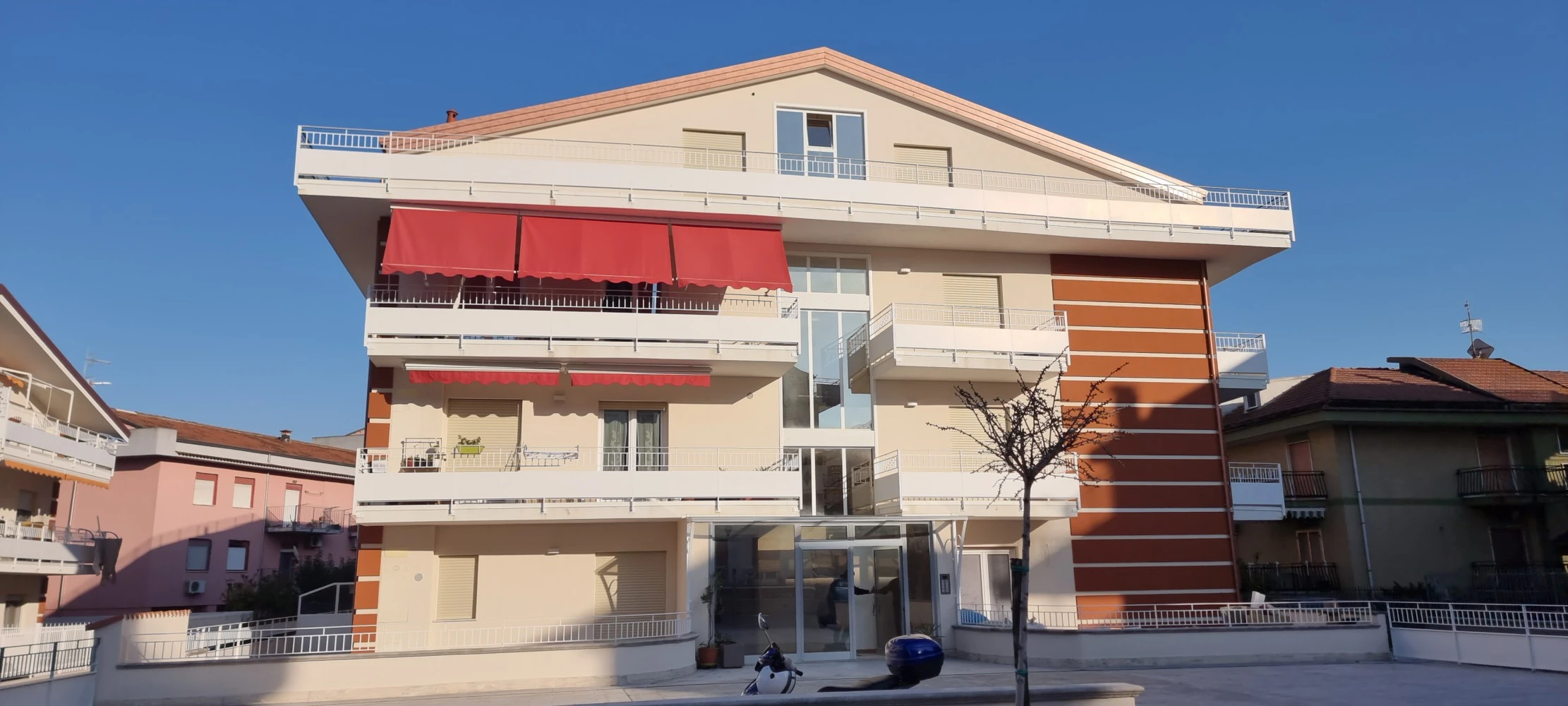 Zefiro Holiday Home -1