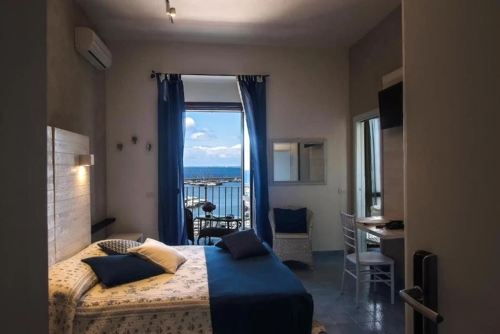 La Sciabica Rooms