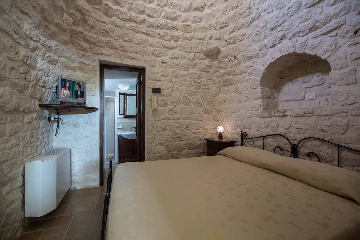 Bed And Breakfast Trulli San Leonardo-2