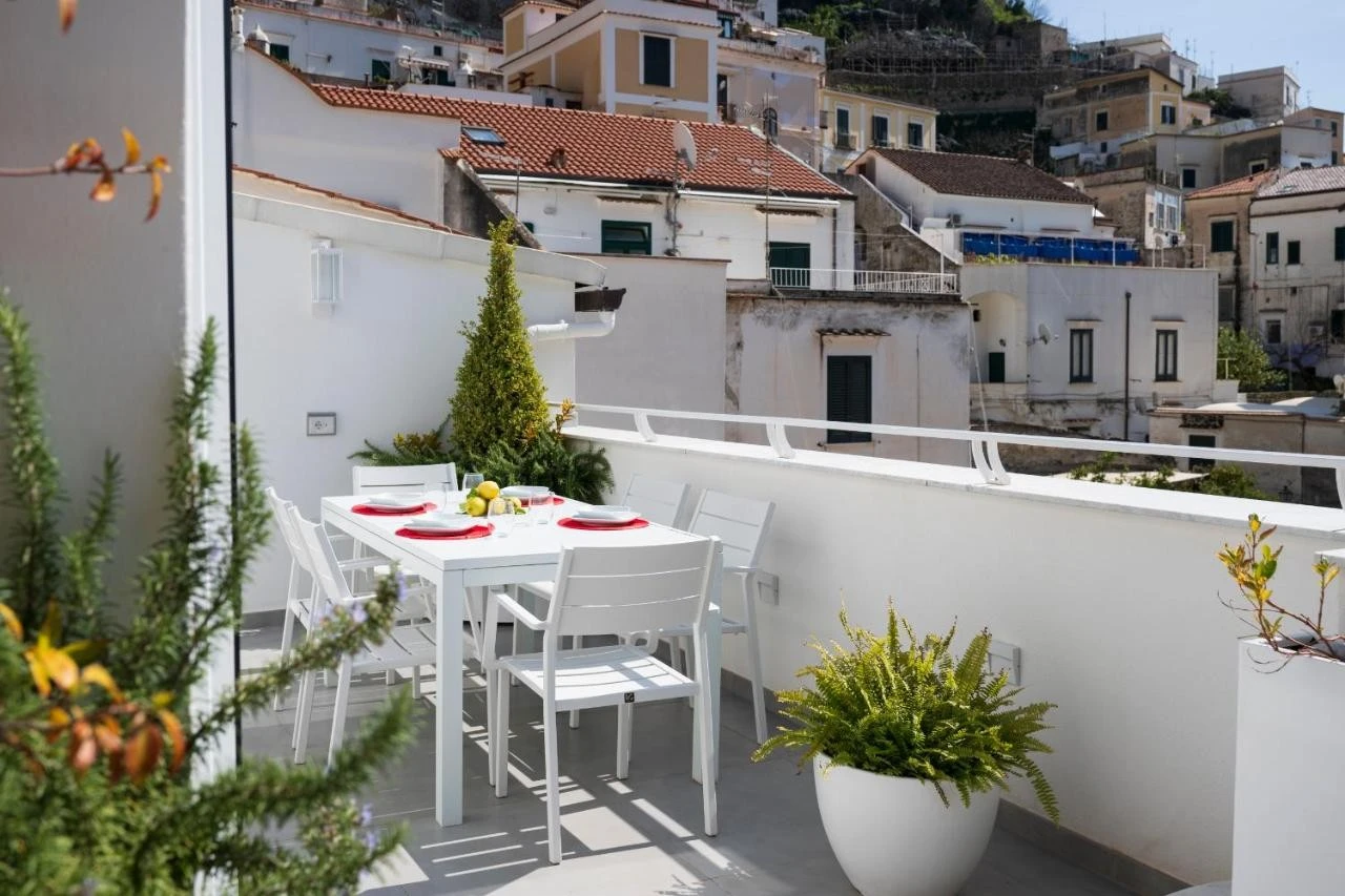 Rooftop 19 - Luxury Amalfi Suite-1