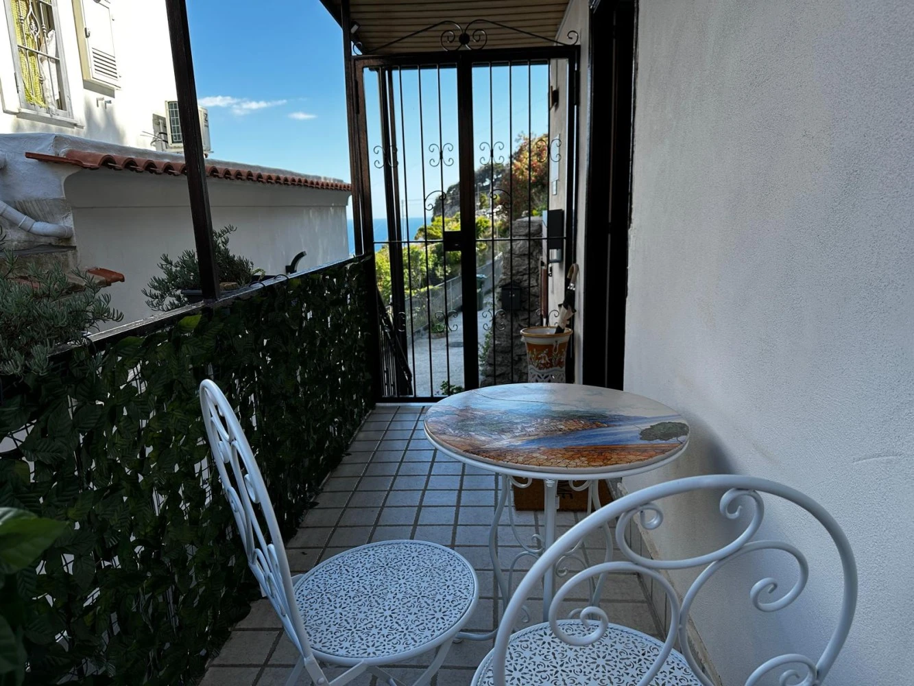 Lost In Amalfi-1