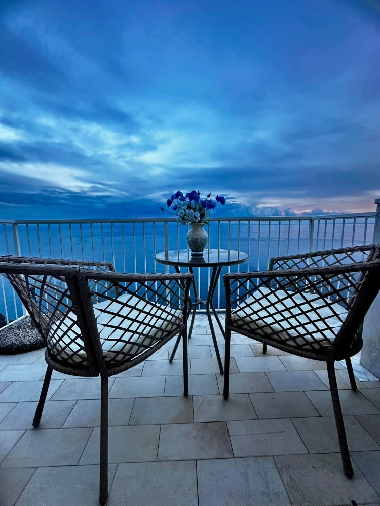 Amare Terrace-2