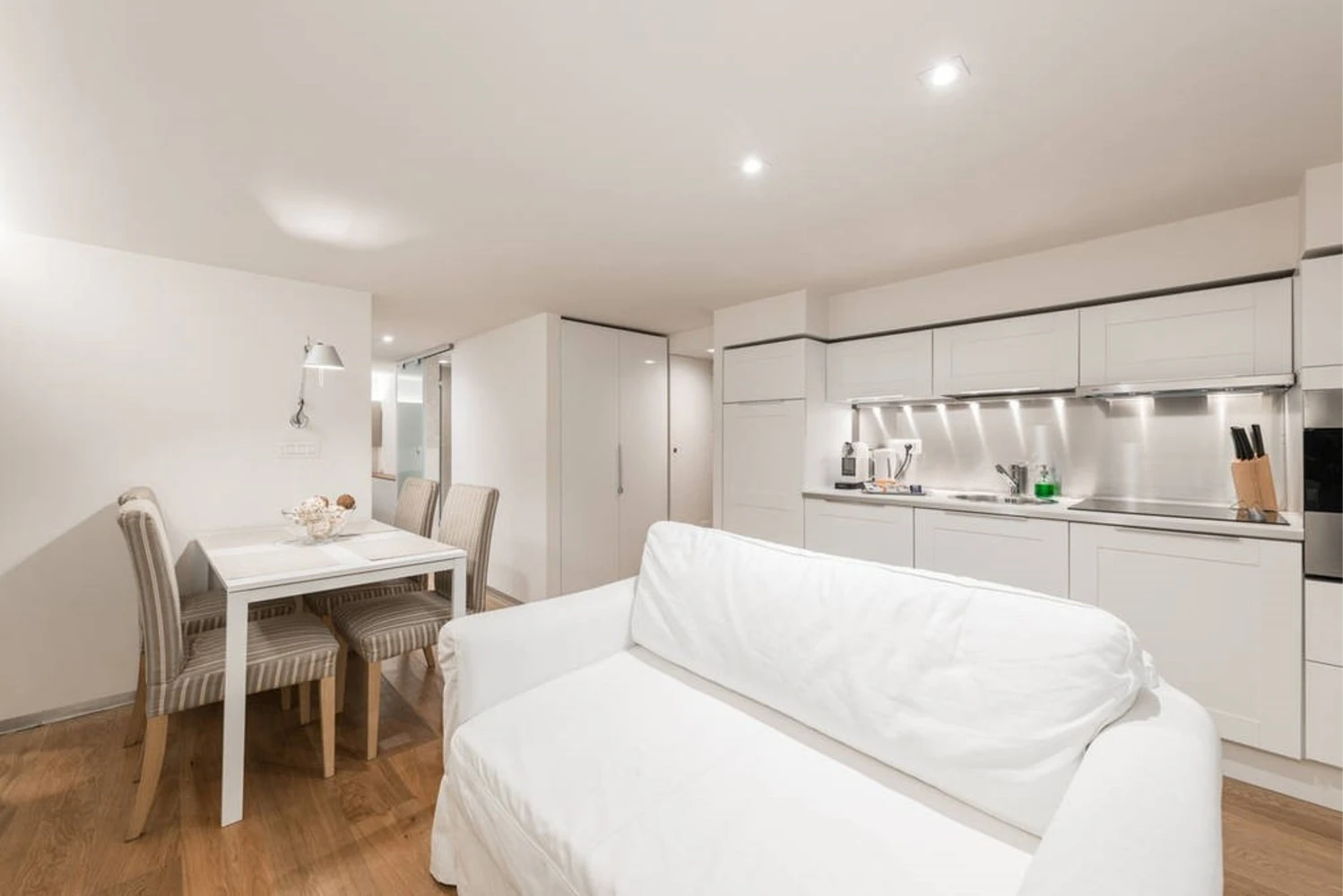 Artist Loft House-5