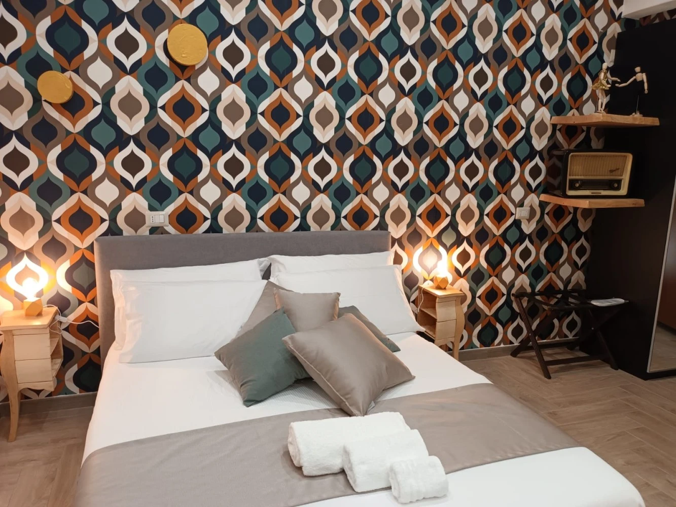 Geometric Art Home-1