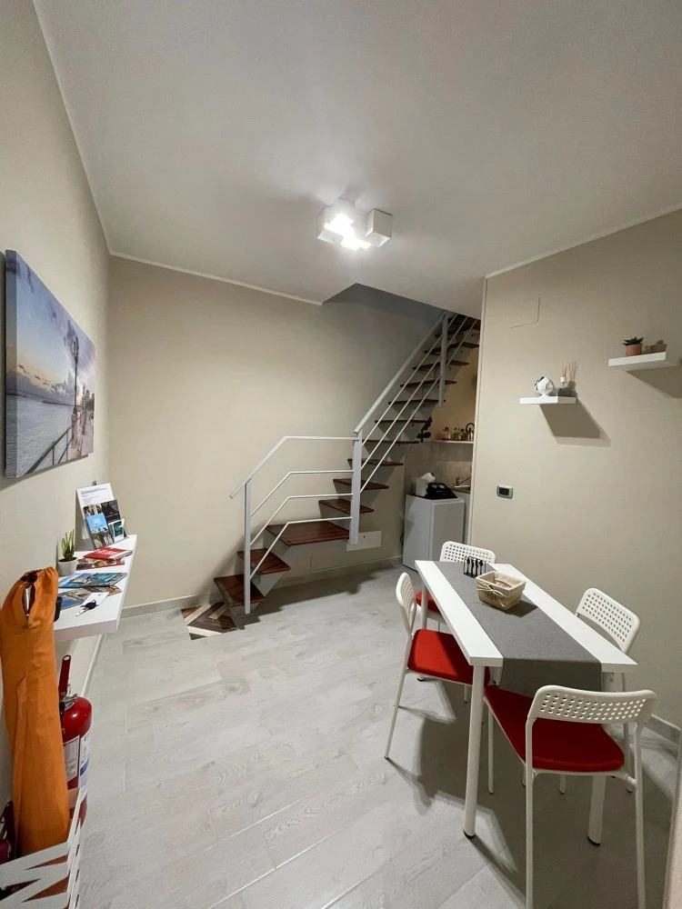 Rosas Palazzo S. Annunziata-3