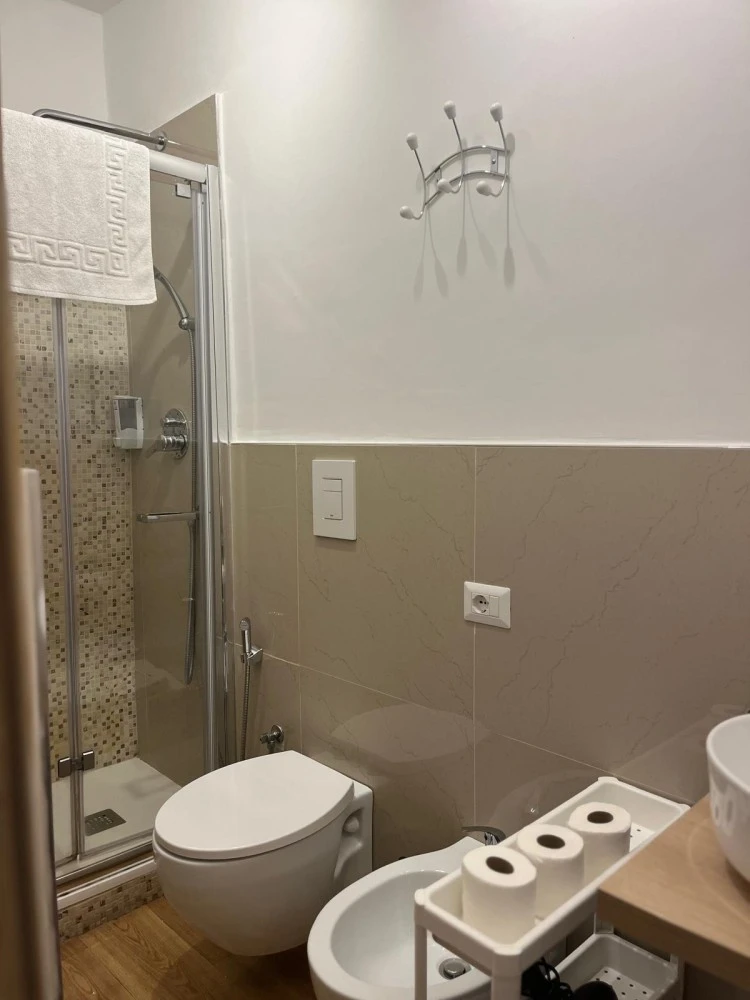 Piazzetta Degli Innamorati-4