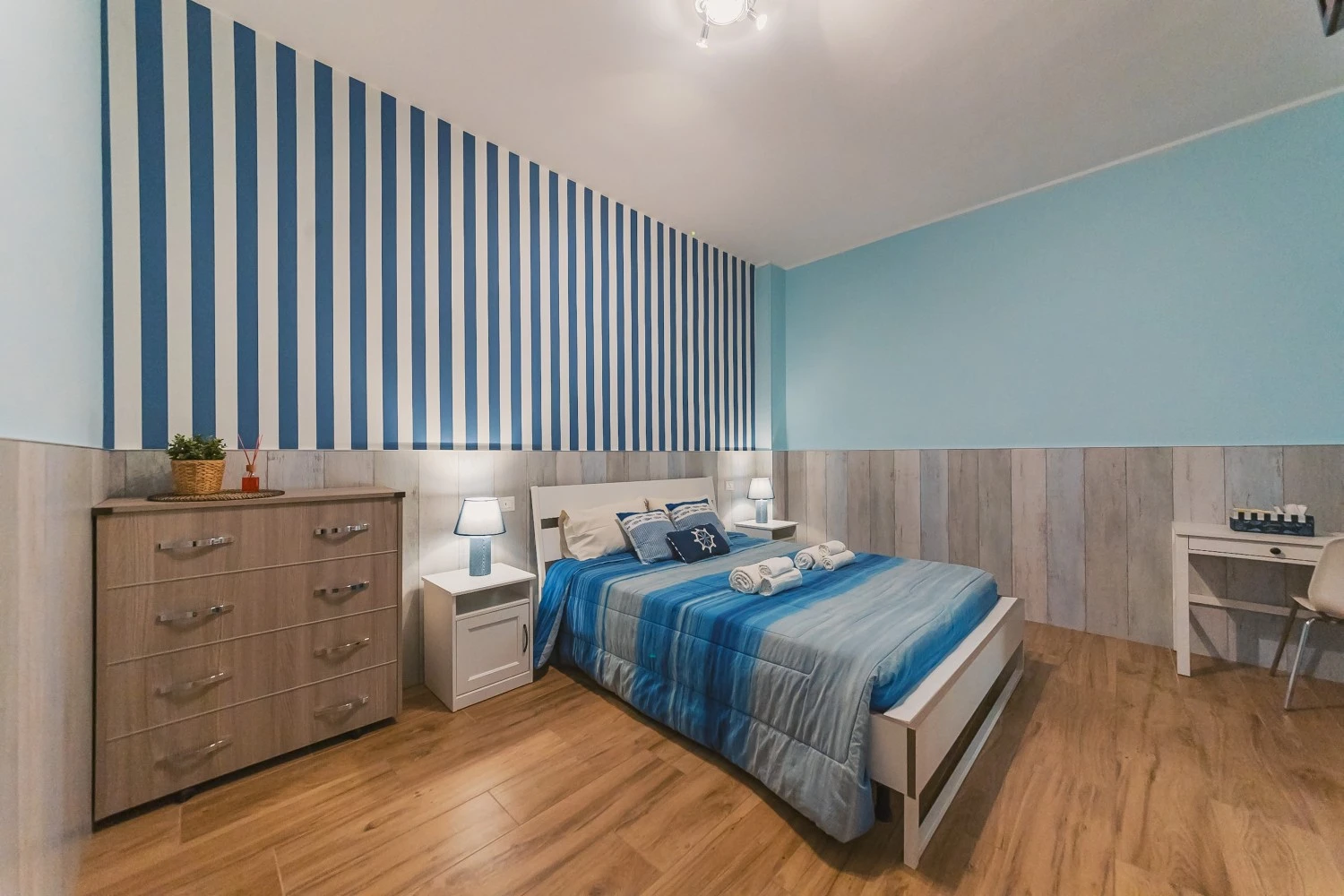 Apulia Rooms Bari-1
