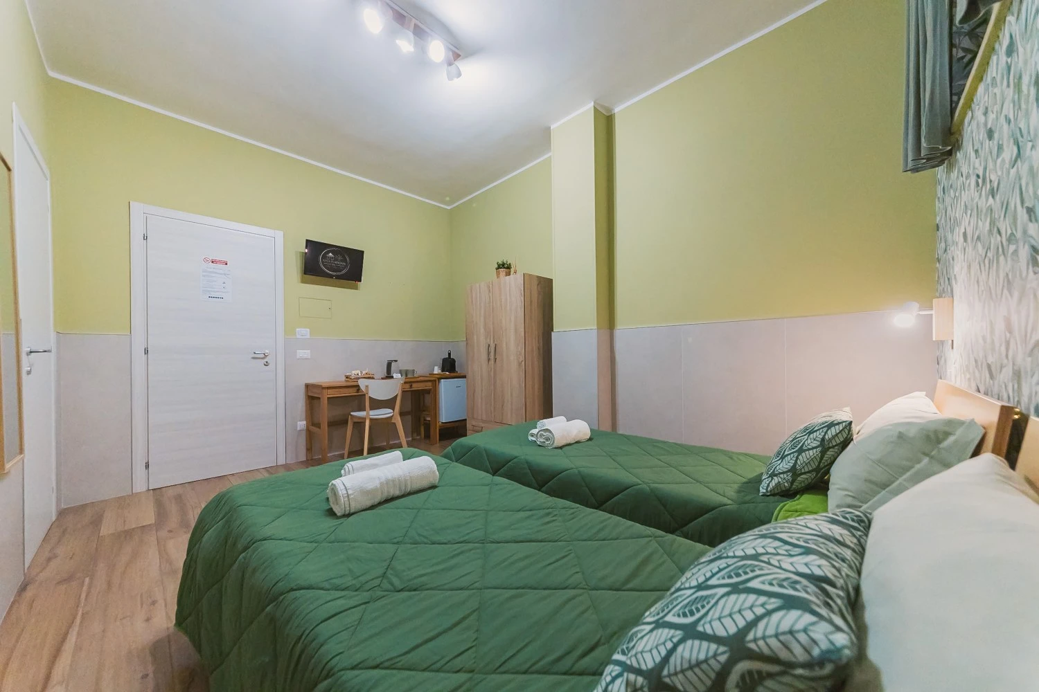 Apulia Rooms Bari-5