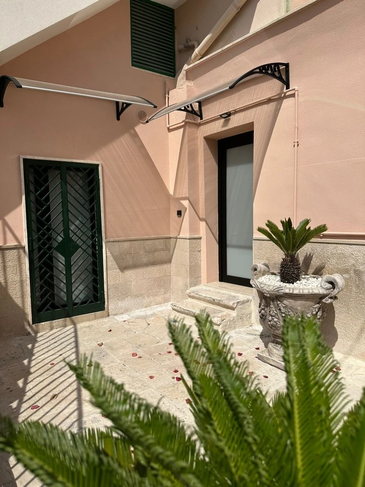 B & B Marea-2