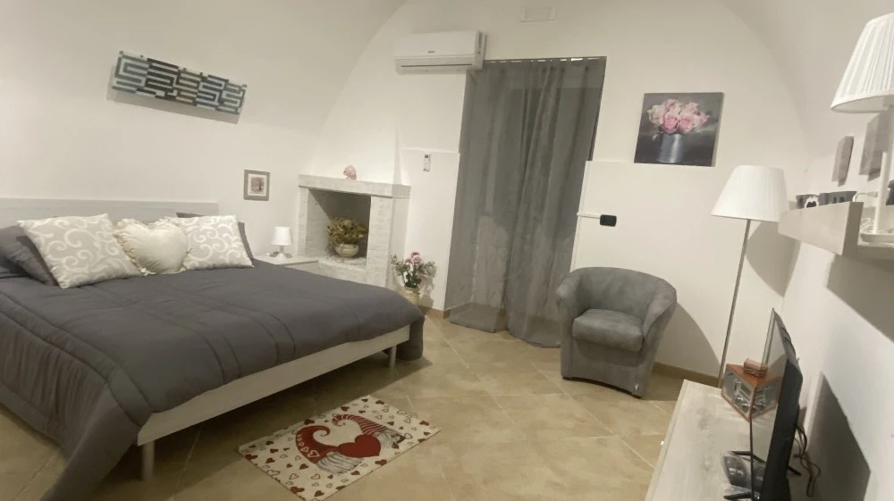 Elly’s House-1