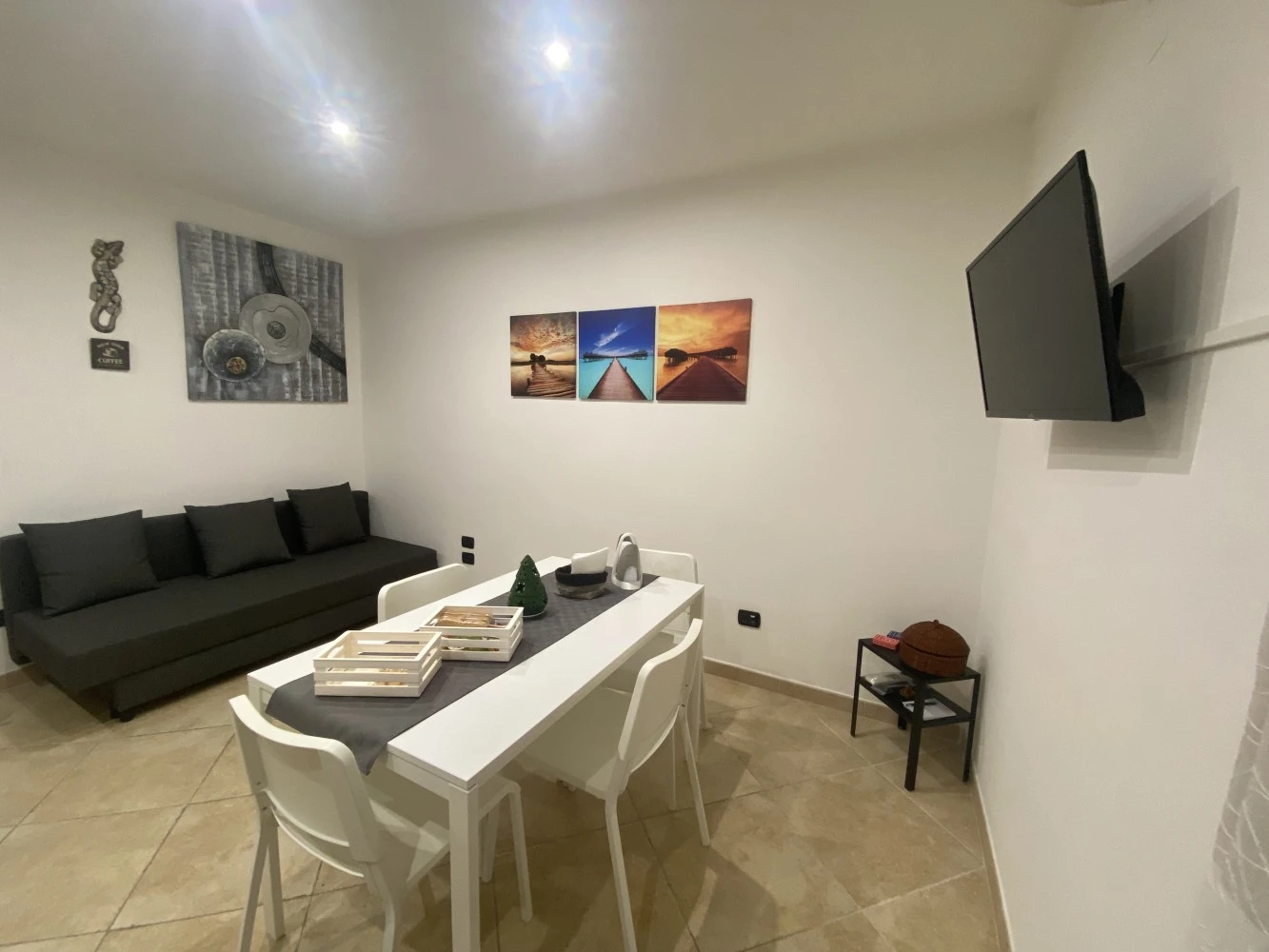Elly’s House-2