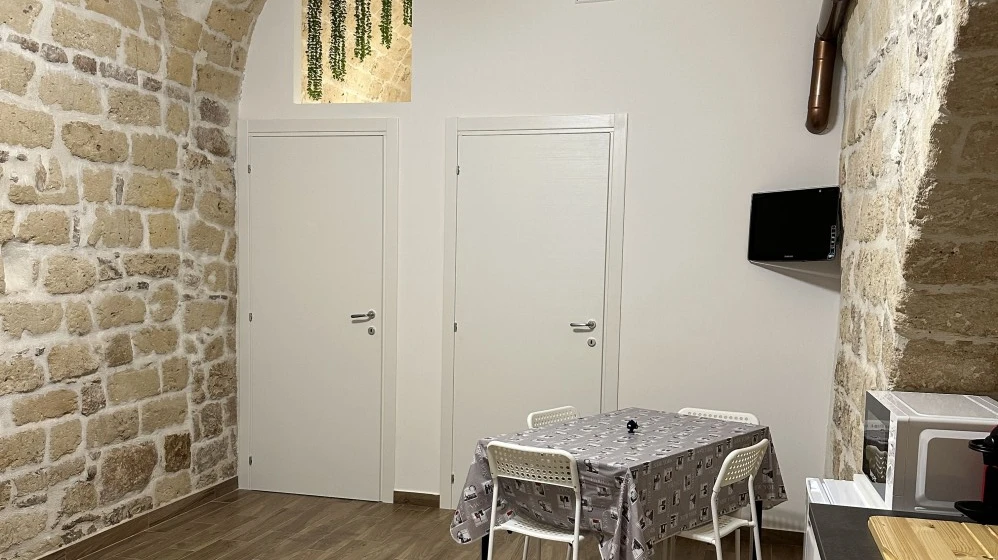 Capretti Guest House-2