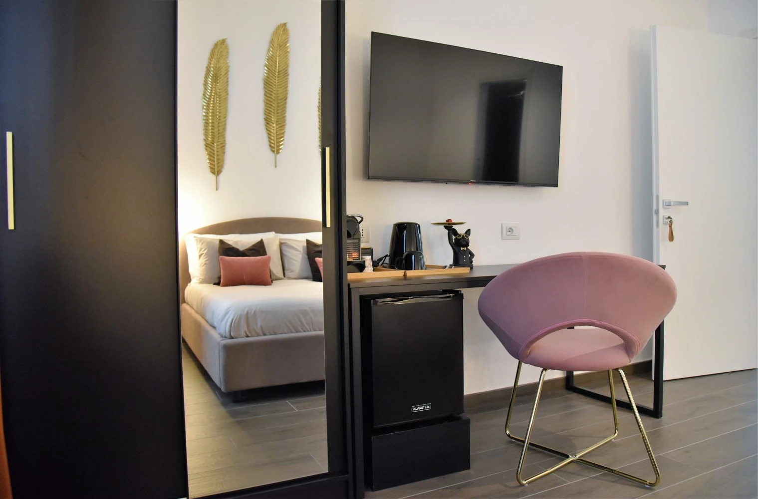Gl Rooms And Apartments-3