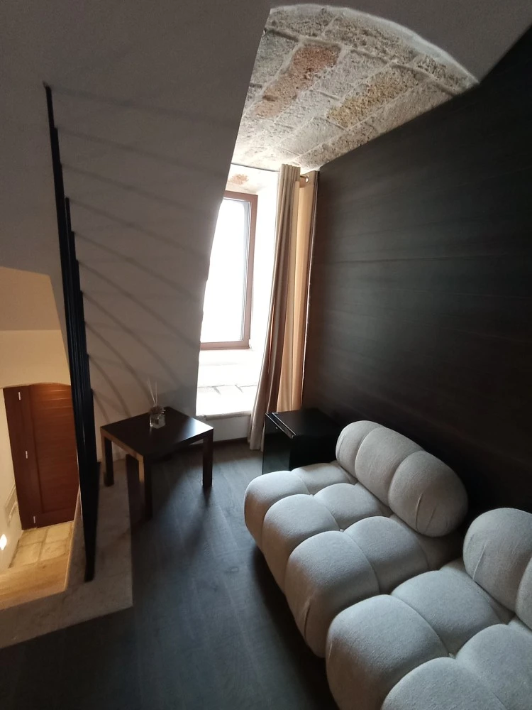 Nicolaus Suite-2