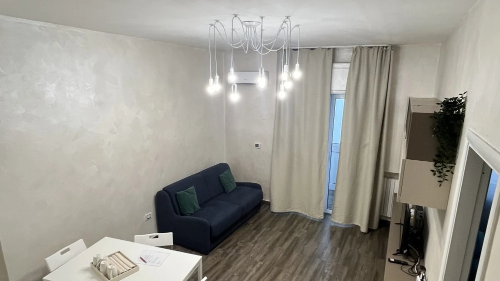 Home Chiara-2