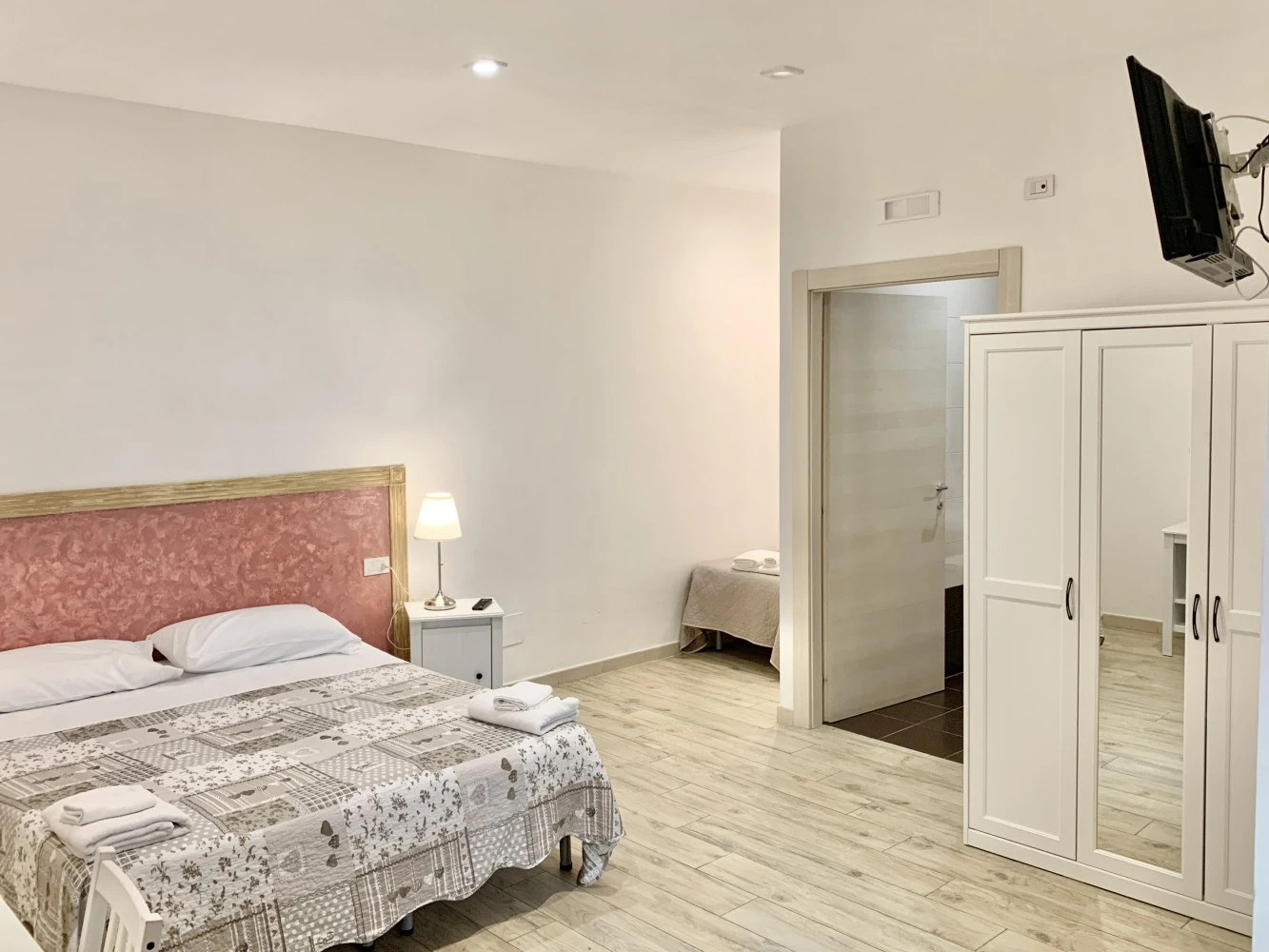Romano B&b-1