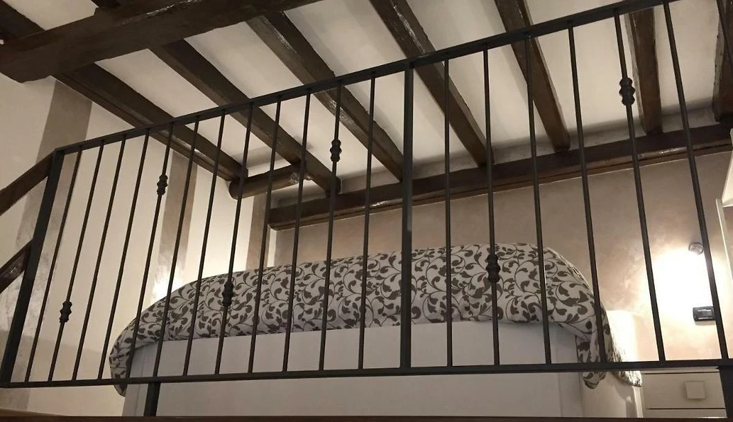 Appartamento D'epoca-4