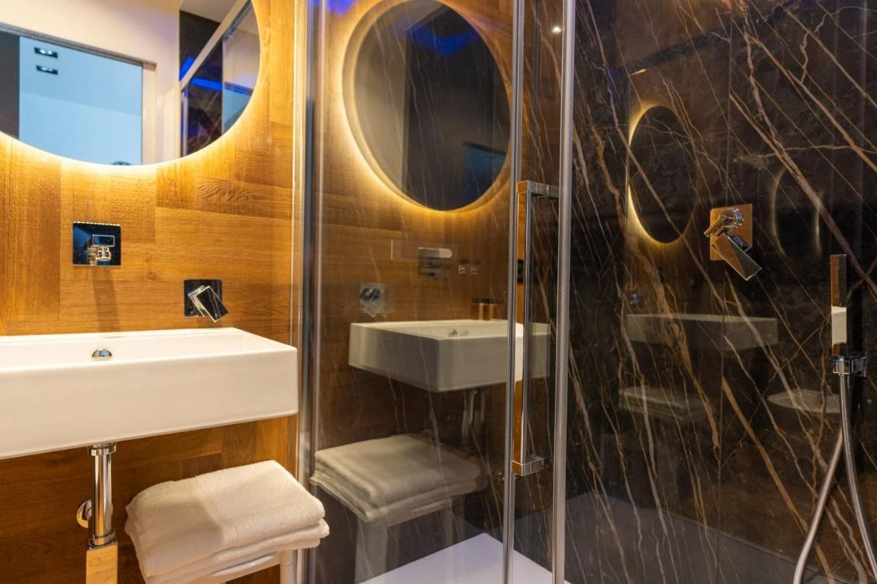 B&z Luxury-3