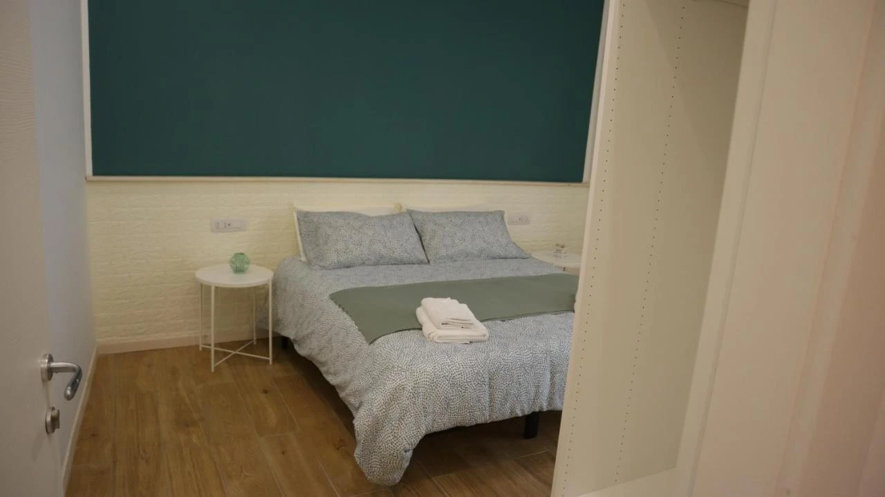 Aura B & B-3