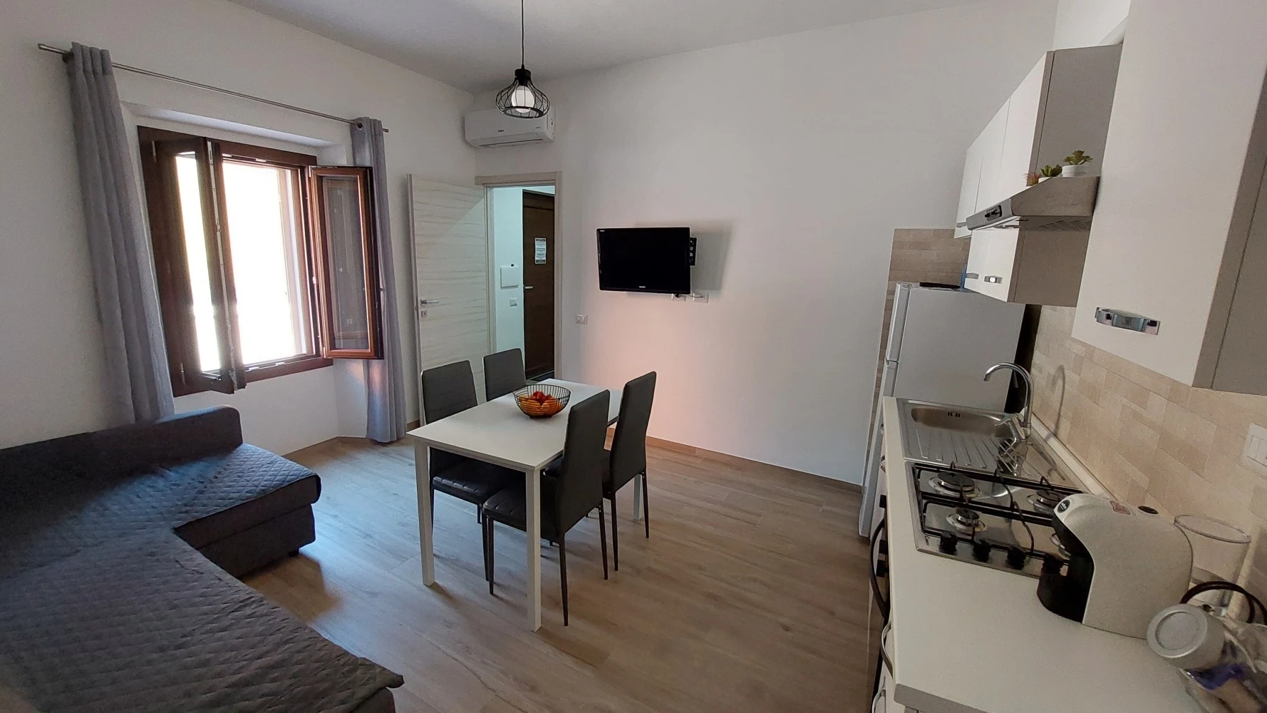 Casa Sardegna,centro Di Bari Sardo-4