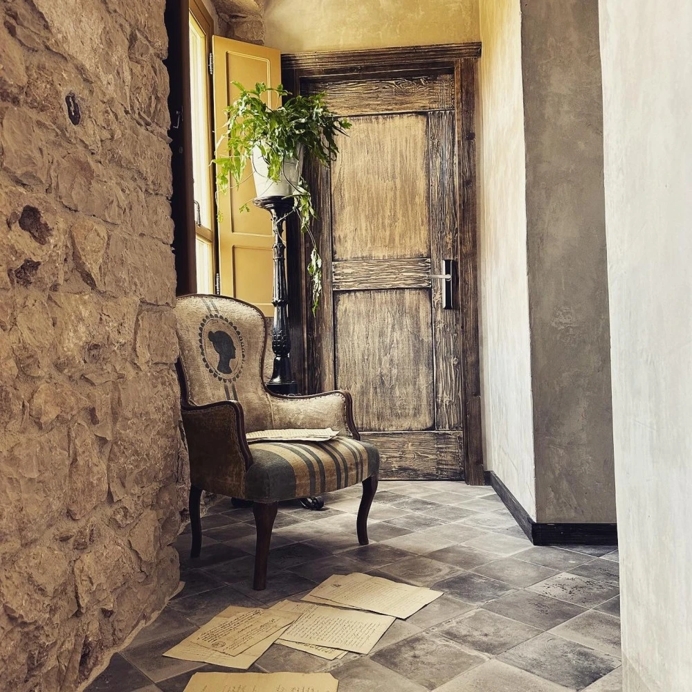 Via Roma Charming Rooms-1