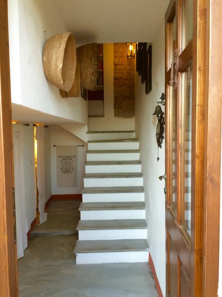 The Mount And Sea House-1