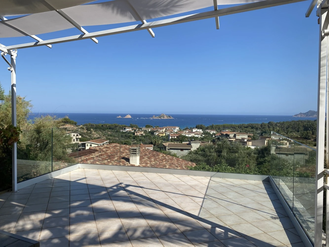 Casa Gemma-2