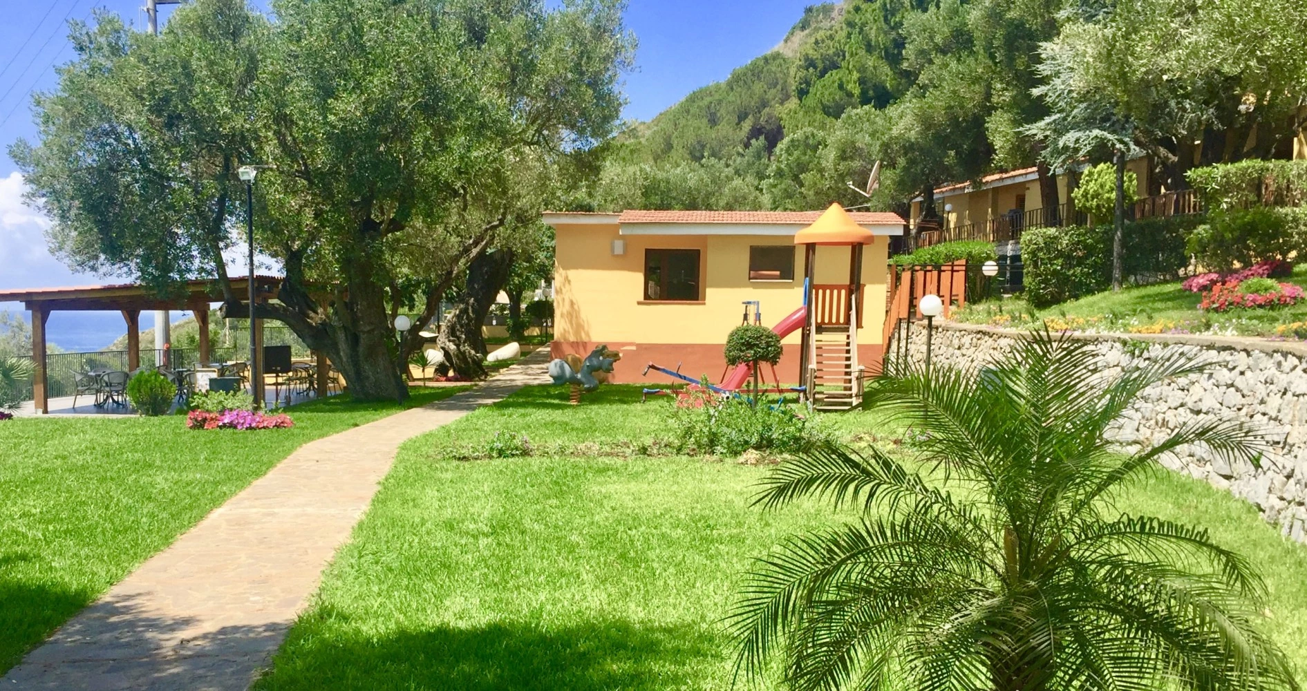 Villaggio Turistico La Fenosa S.a.s.-2