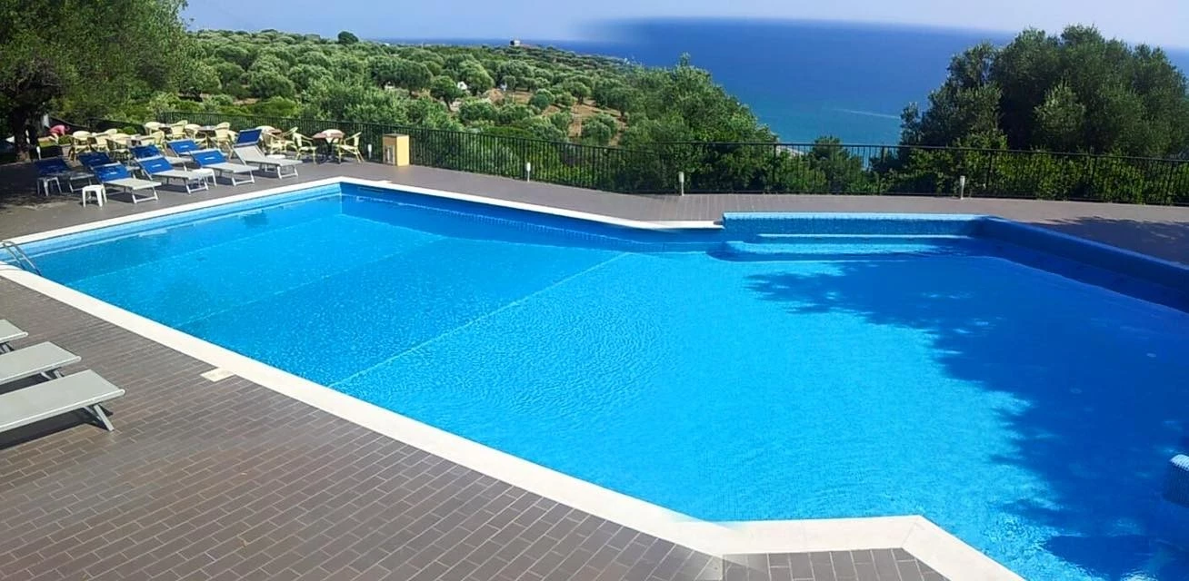 Villaggio Turistico La Fenosa S.a.s.-3