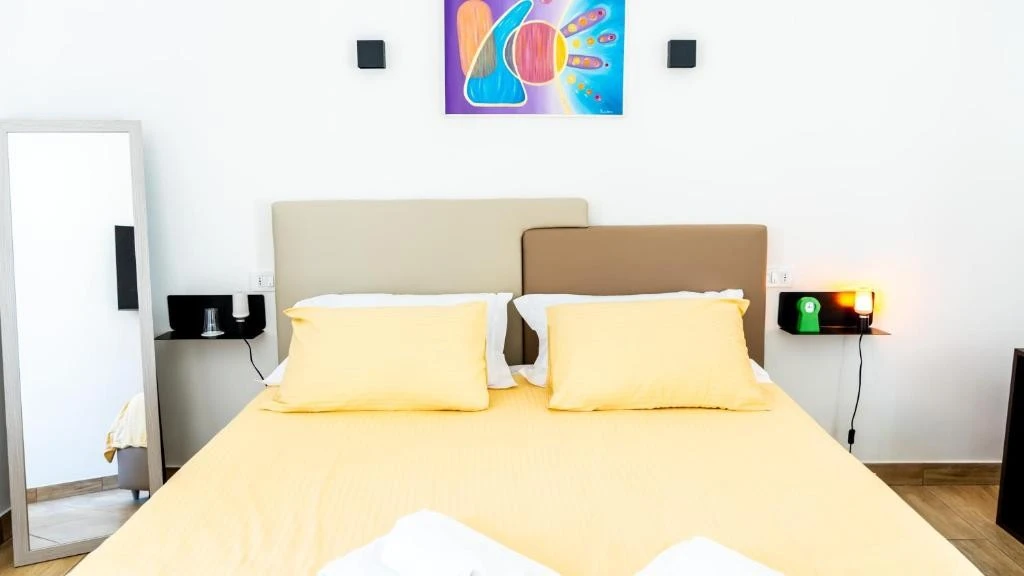 Zeta Rooms-1