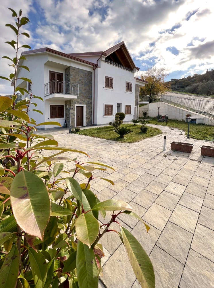 Paragano Marianna-1
