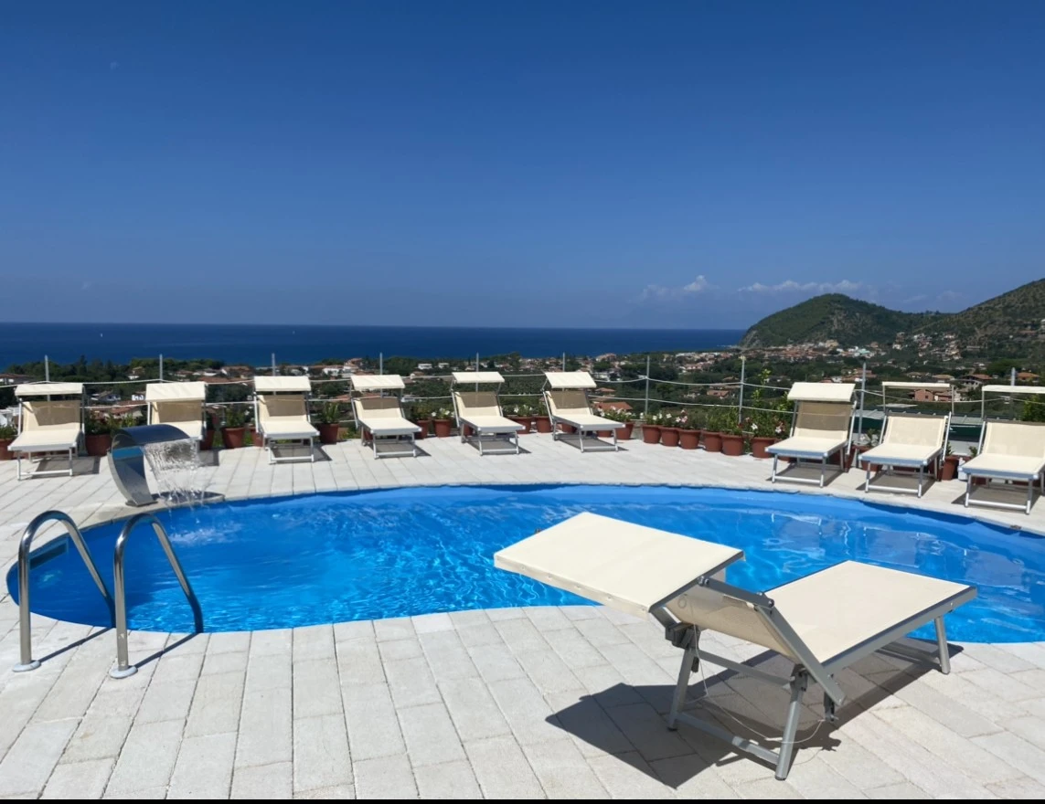 Infinity Castellabate-2