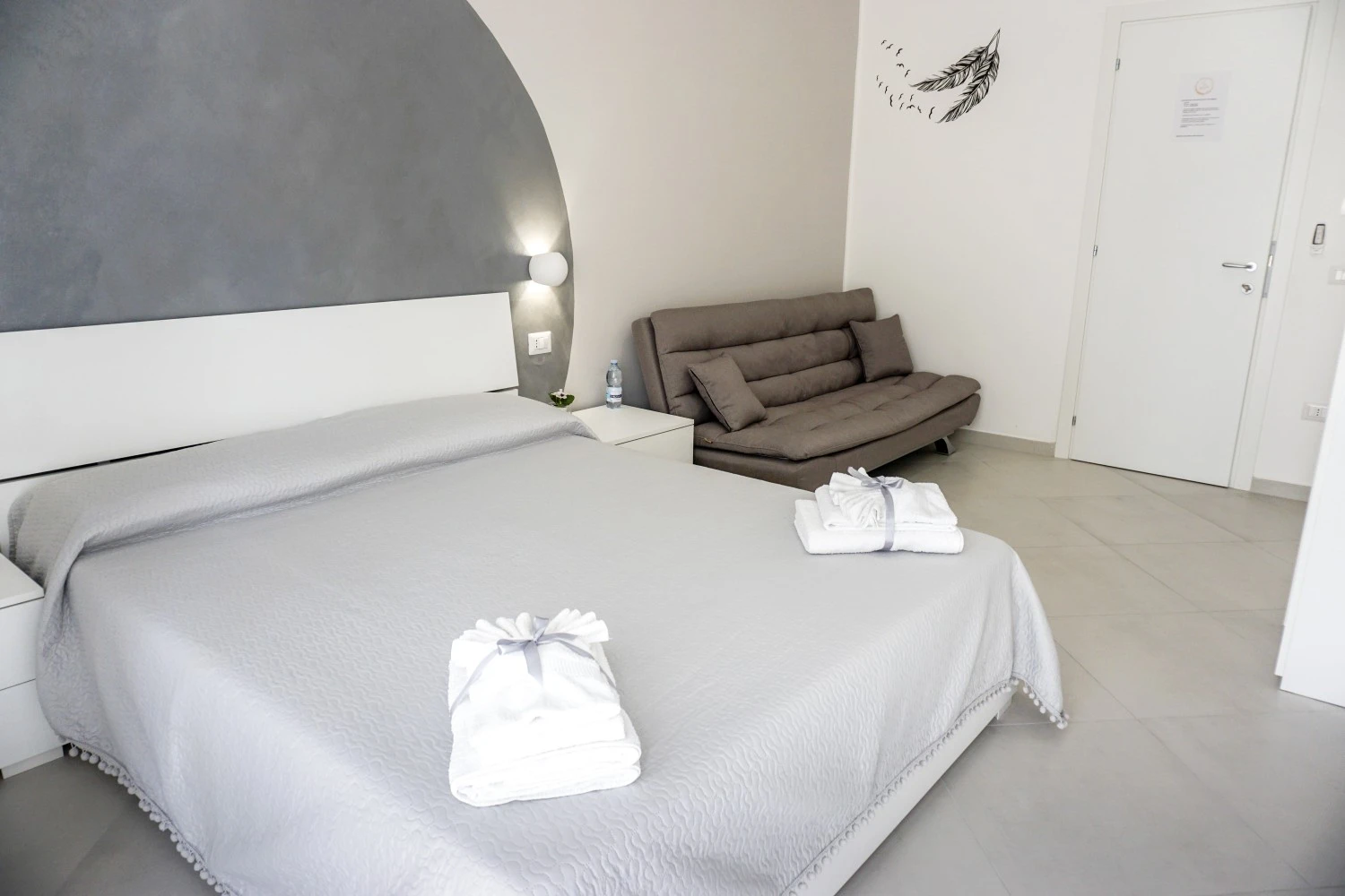 Incentro Rooms-3