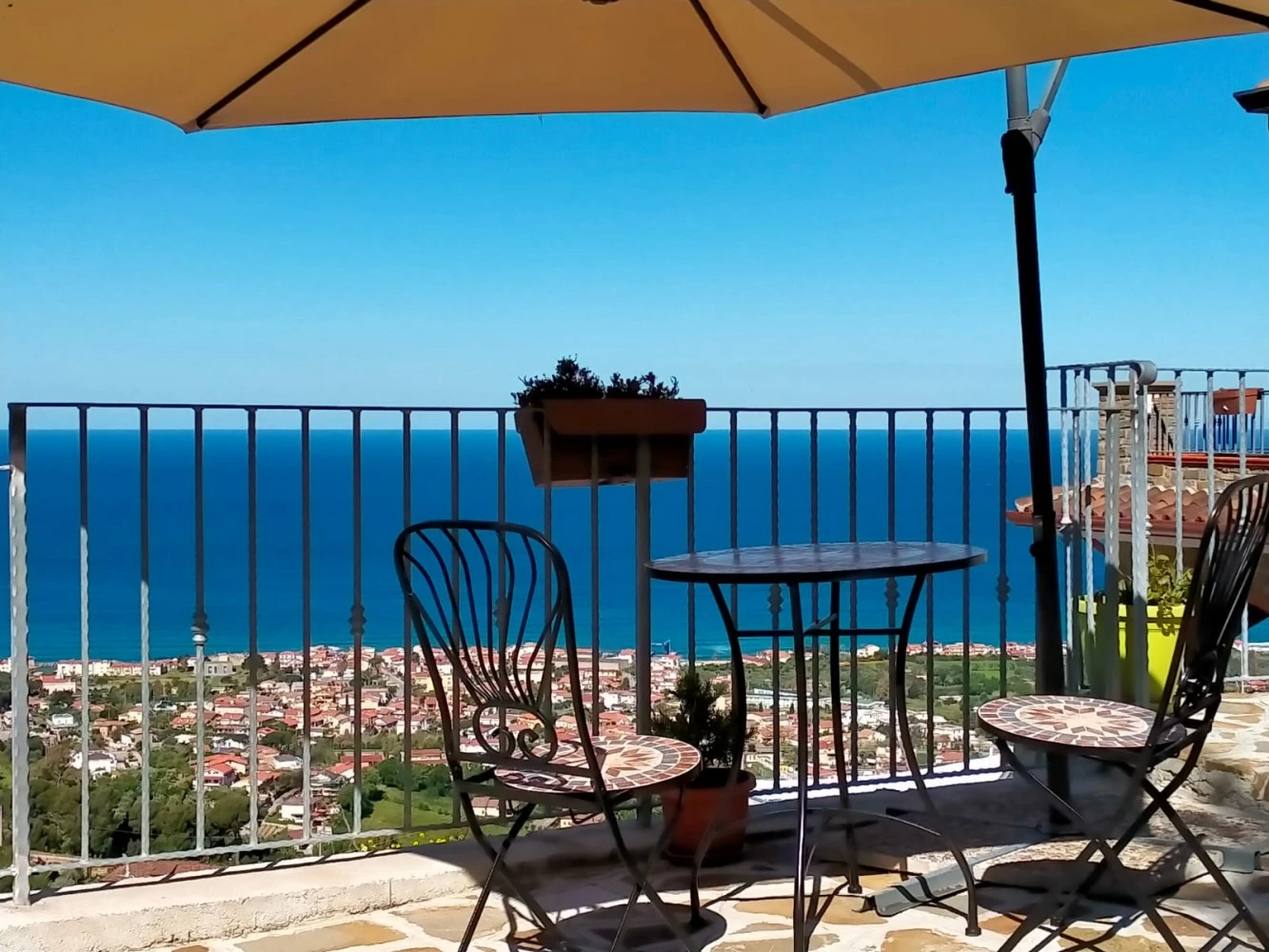Casa Iris