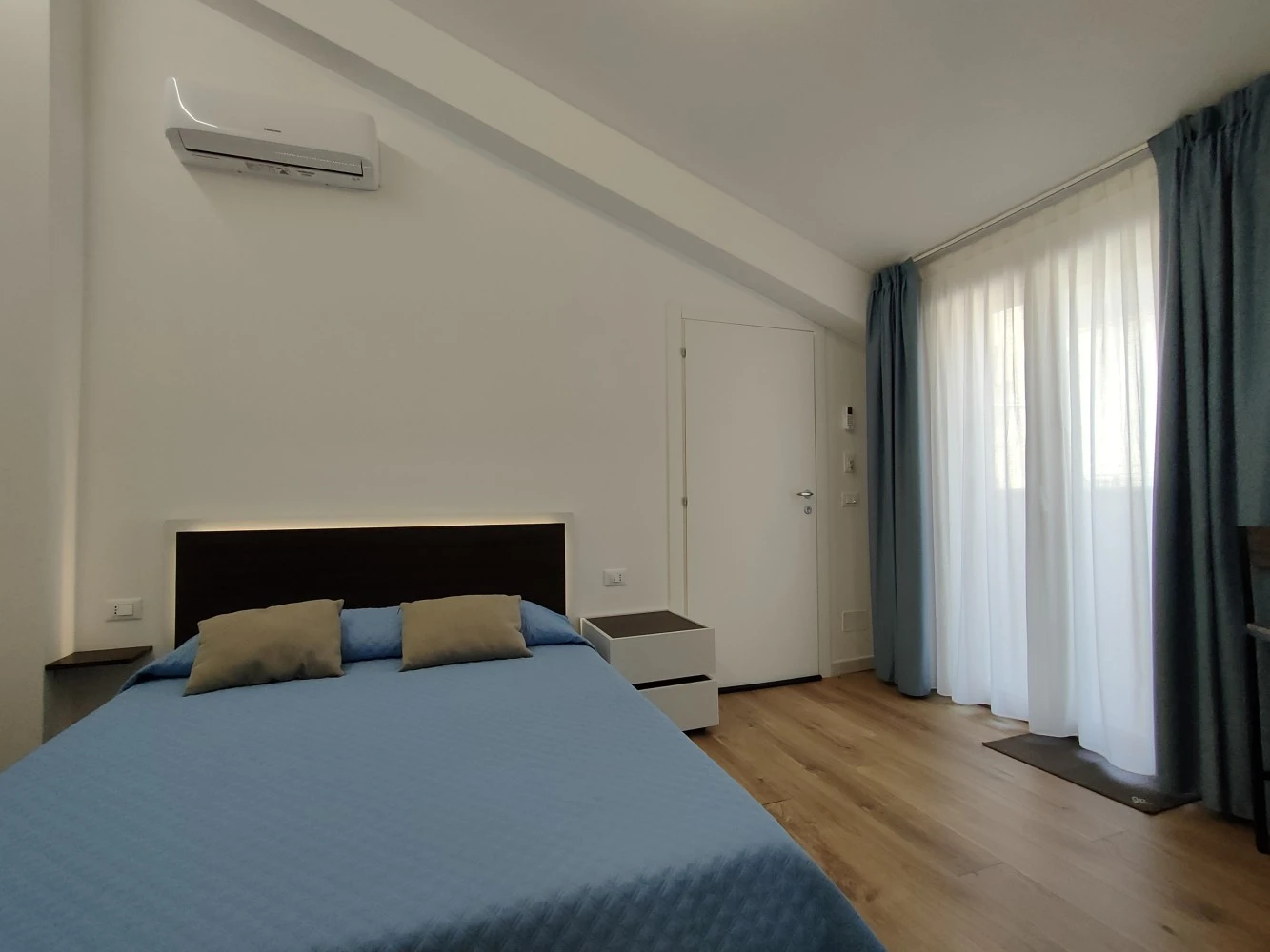 Dh Studio Apartments-5