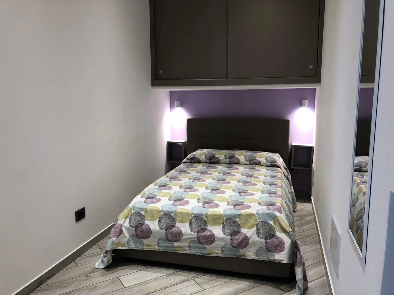 Teorema Holiday House-1