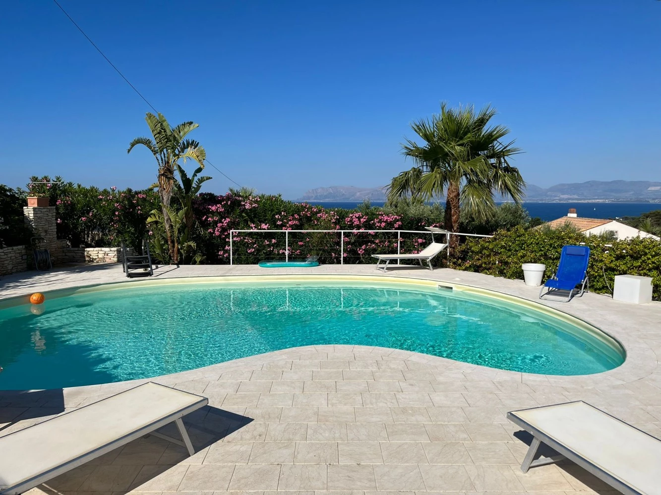 Villa Laura Con Piscina-5