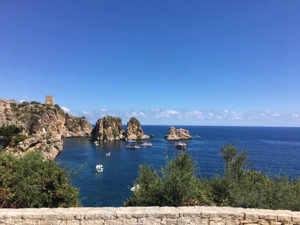 Casa Ai Faraglioni-2