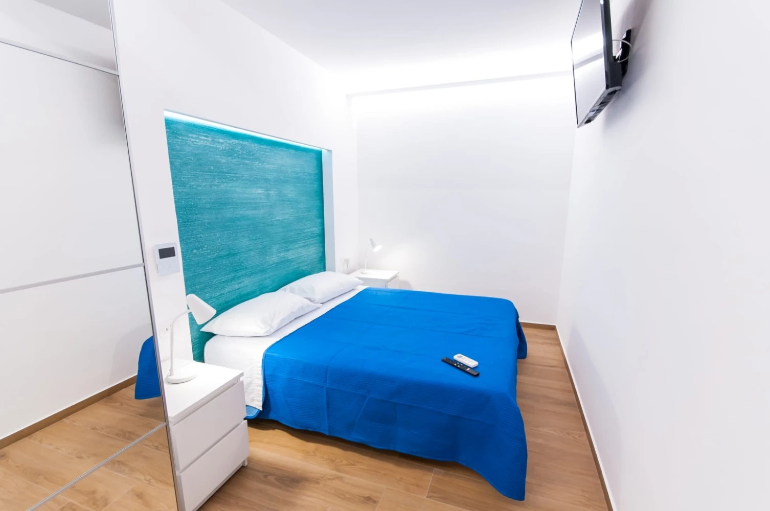 White Home-1