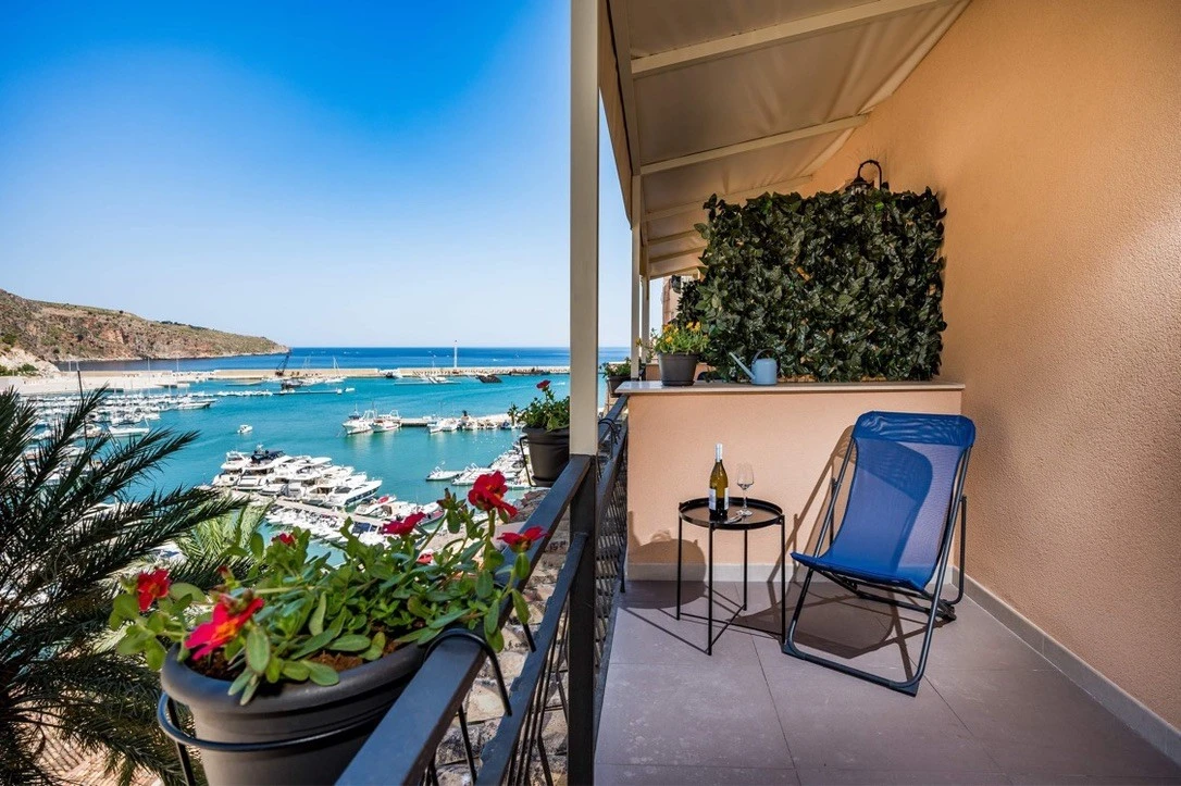 Suite Altamarea "sea View Studios"-4