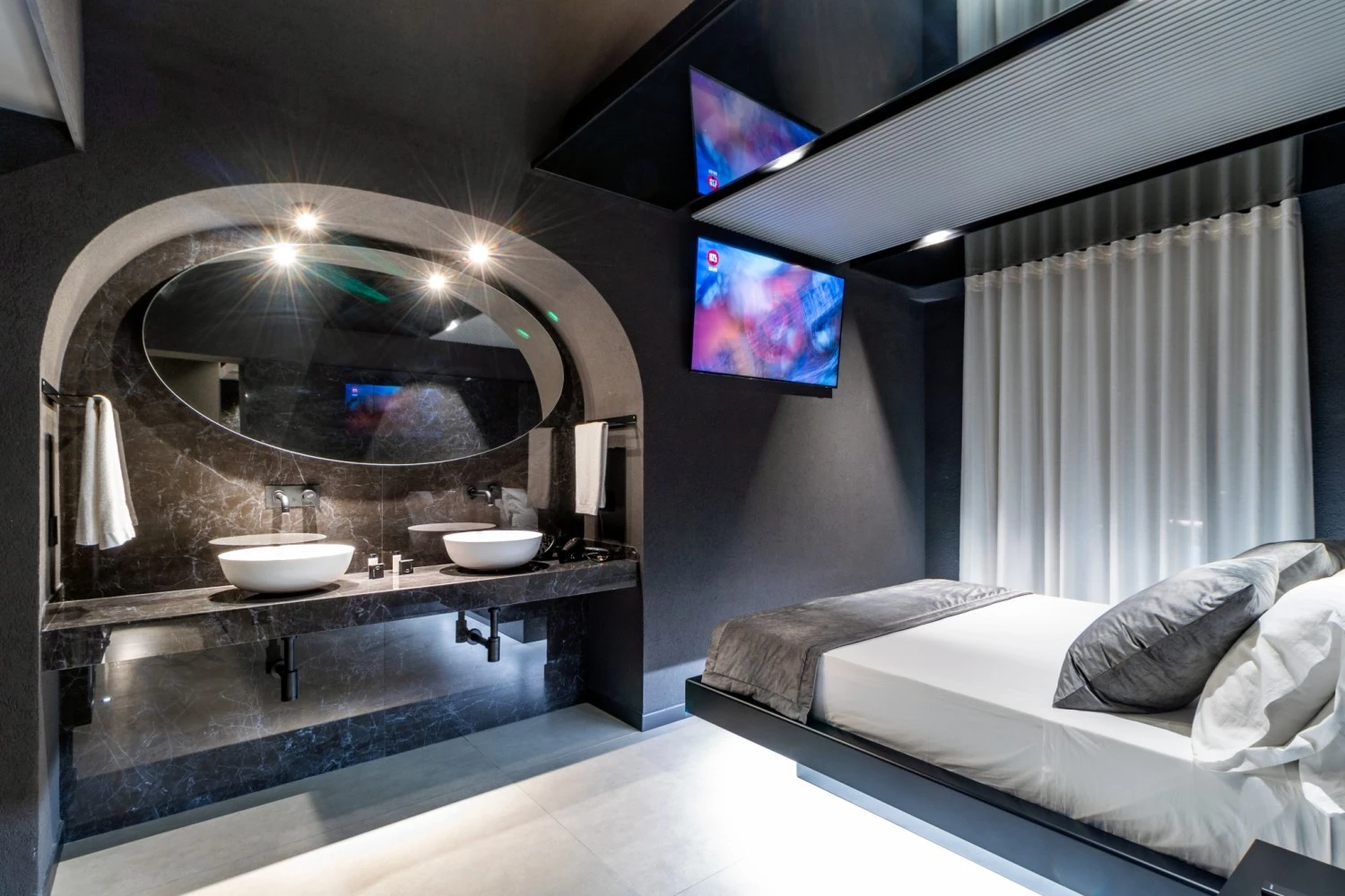 4suites Unconventional Living Rooms-2
