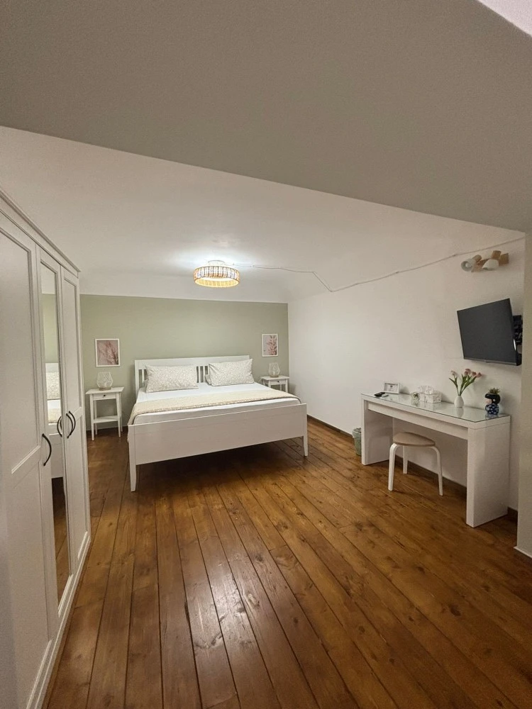 Sicily Loft Living 55-3